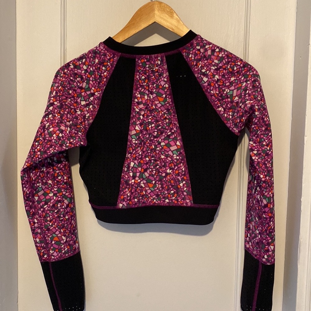 Lululemon reversible rash guard